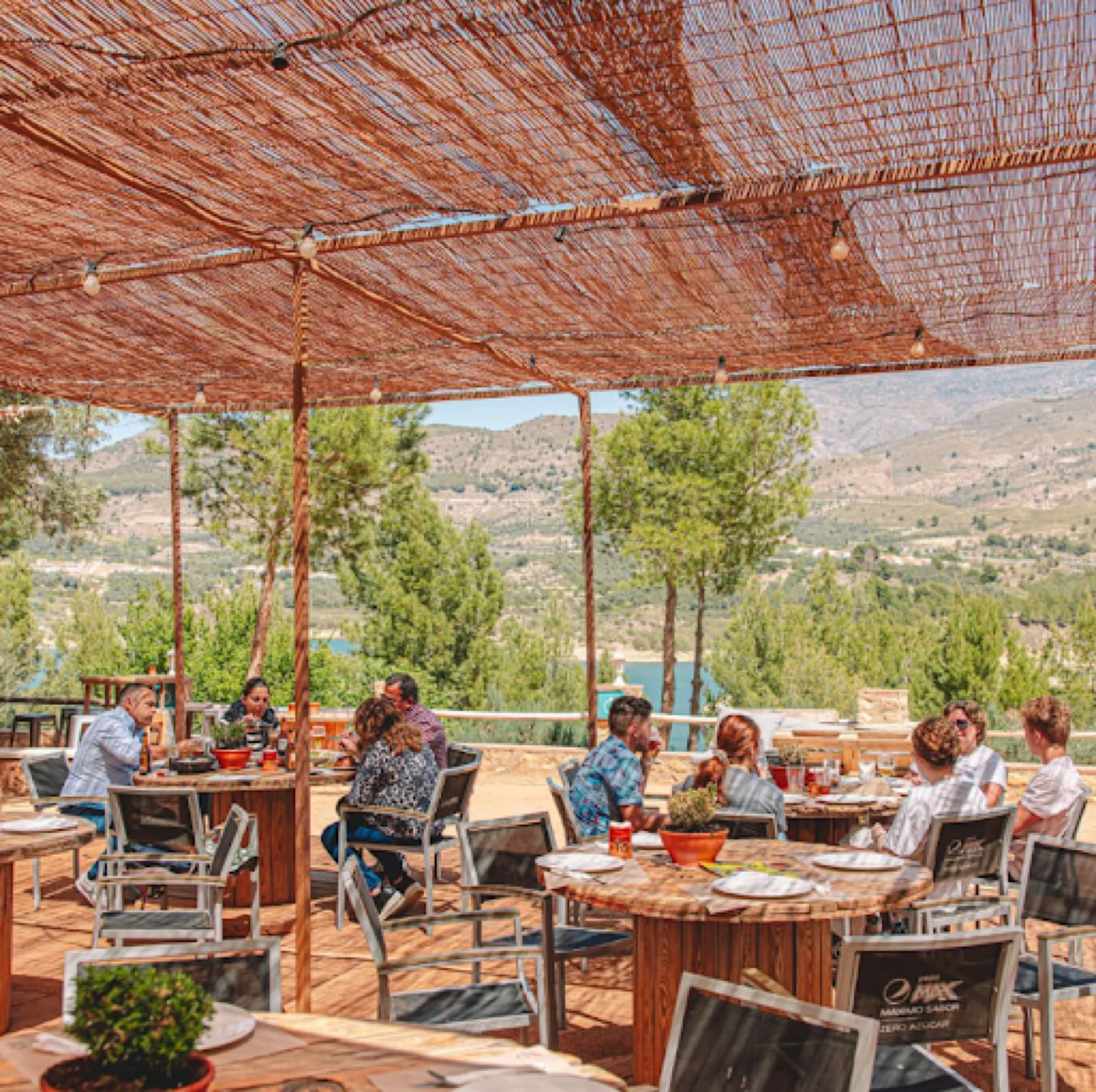 Origen El Valle, hostelería